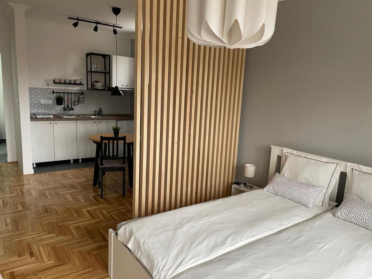 Apartmani Sombor Esterno foto