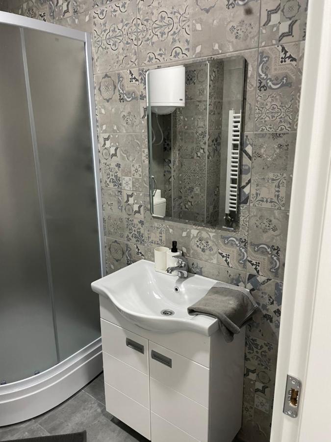 Apartmani Sombor Esterno foto